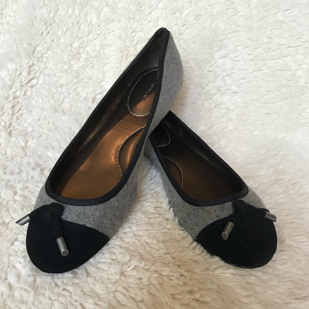 Land's End Gray and Black Cap Toe Ballet Flat, size 8.5
